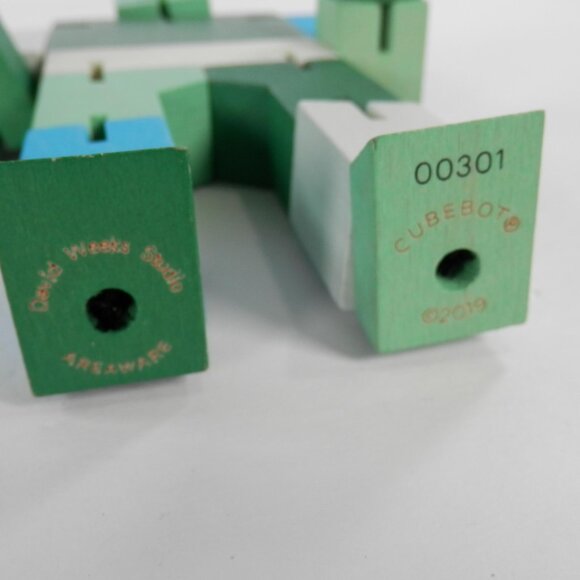 2019 David Weeks Studio Areaware Cubebot Green Blue 5" Puzzle FIdget Figure - Picture 5 of 9